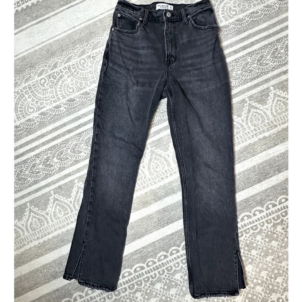 Abercrombie & Fitch Curve Love 90s Straight Ultra High‎ Rise Size 26/2